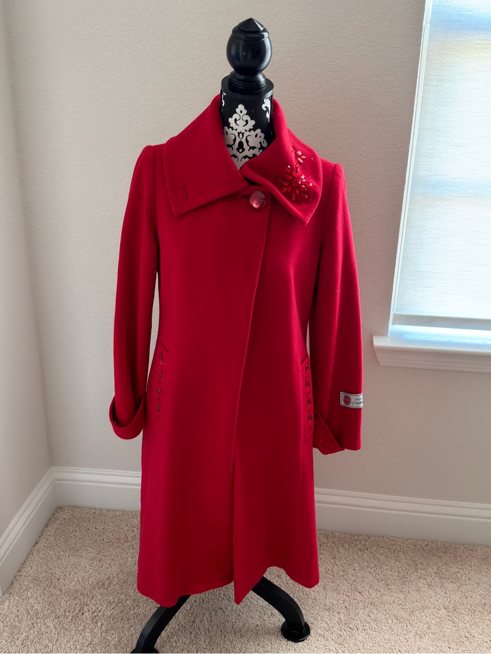 Red Single-Button Embellished Wool-Blend Coat
